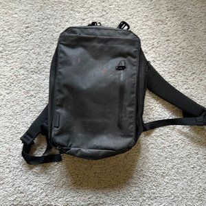 Gravel - Daily Carry/Travel Backpack (11L)